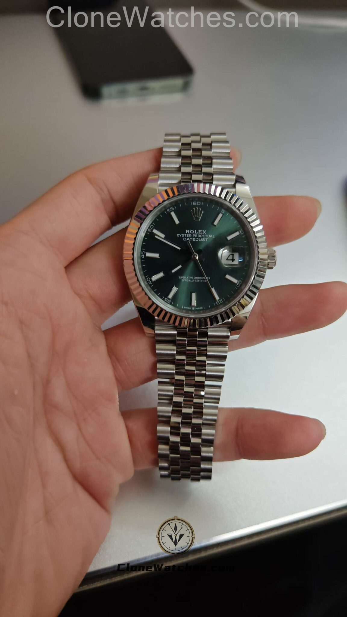 202408122009002-1-1152x2048